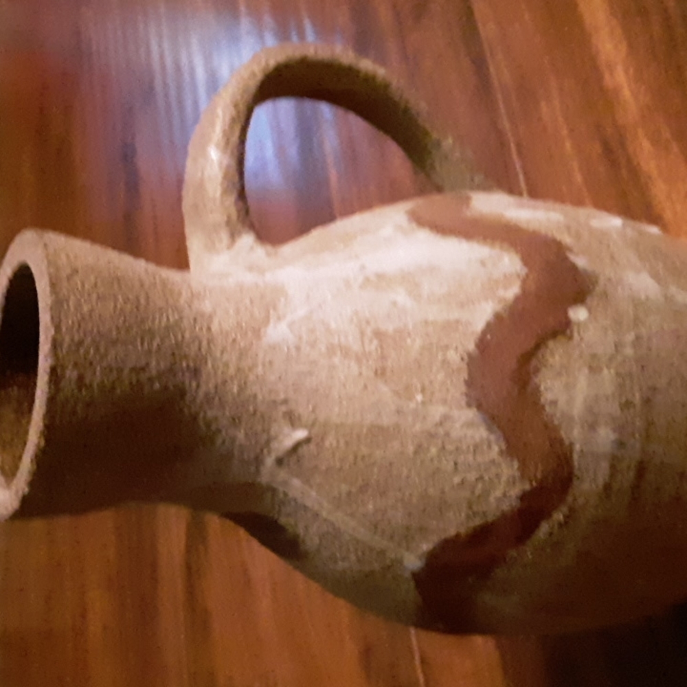Pitcher/vase - Picture 2 of 4